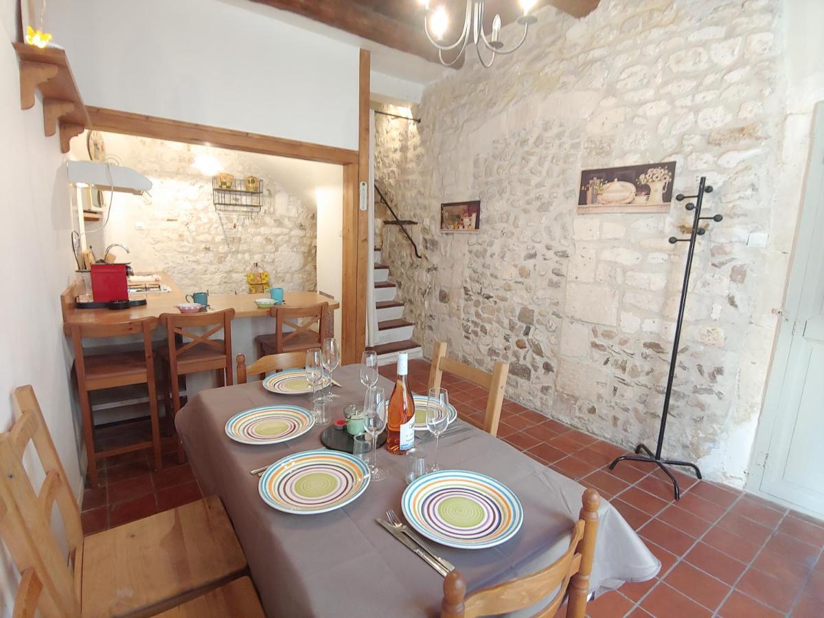 Charmante Maison Arlesienne A L'Ombre Des Arenes, De 2 A 5P מראה חיצוני תמונה