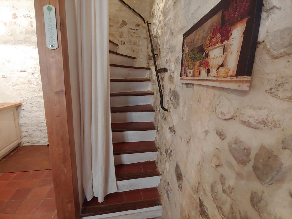 Charmante Maison Arlesienne A L'Ombre Des Arenes, De 2 A 5P מראה חיצוני תמונה