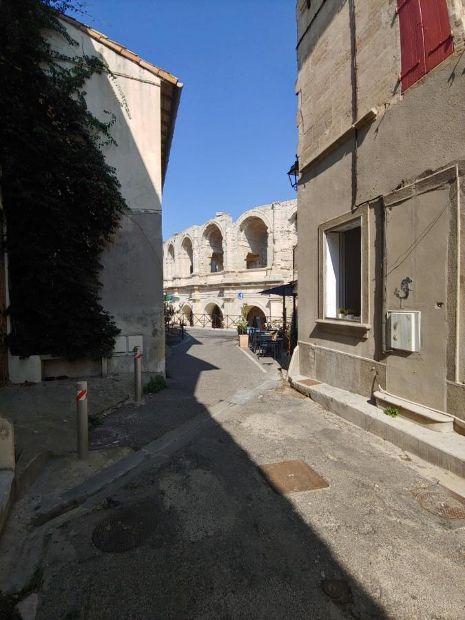 Charmante Maison Arlesienne A L'Ombre Des Arenes, De 2 A 5P מראה חיצוני תמונה