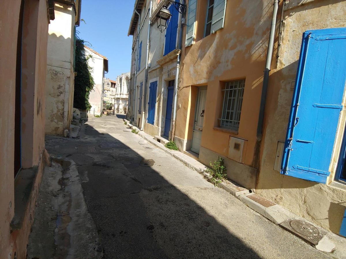 Charmante Maison Arlesienne A L'Ombre Des Arenes, De 2 A 5P מראה חיצוני תמונה