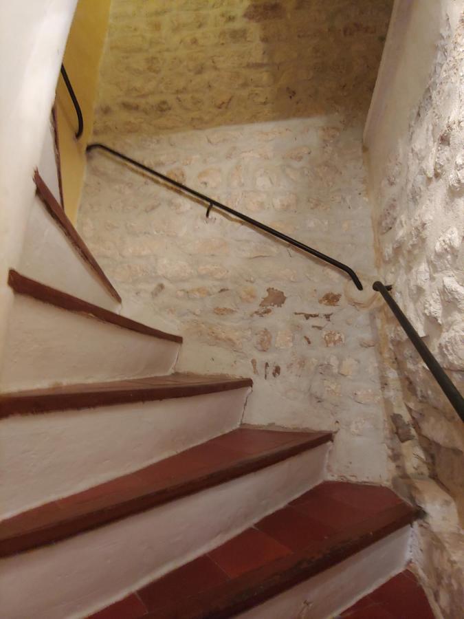 Charmante Maison Arlesienne A L'Ombre Des Arenes, De 2 A 5P מראה חיצוני תמונה