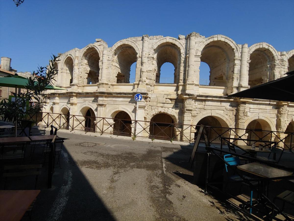 Charmante Maison Arlesienne A L'Ombre Des Arenes, De 2 A 5P מראה חיצוני תמונה
