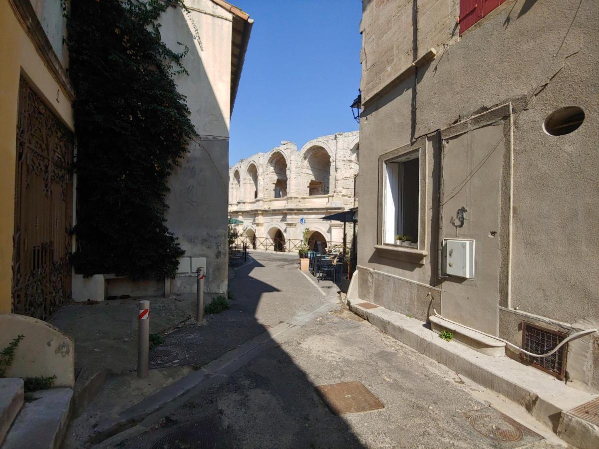 Charmante Maison Arlesienne A L'Ombre Des Arenes, De 2 A 5P מראה חיצוני תמונה
